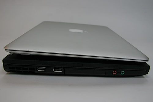 X300 and MacBook Air from the side