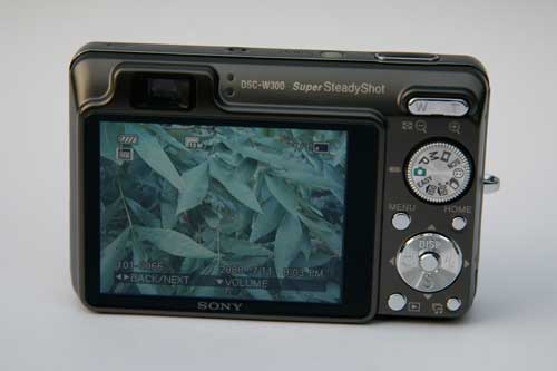 Cyber-shot W300, back